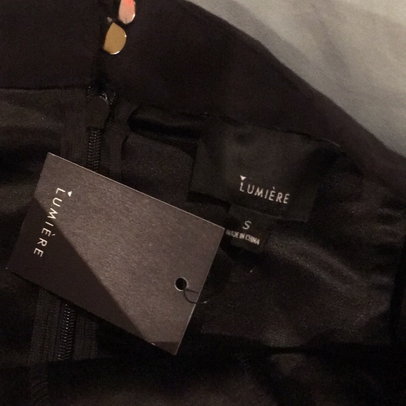 Lumiere Skirt - Picture 2 of 2